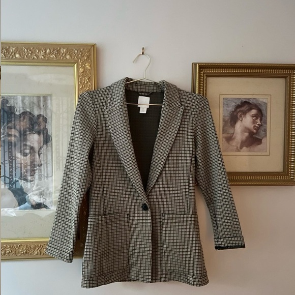 H&M Blazer - Picture 2 of 2